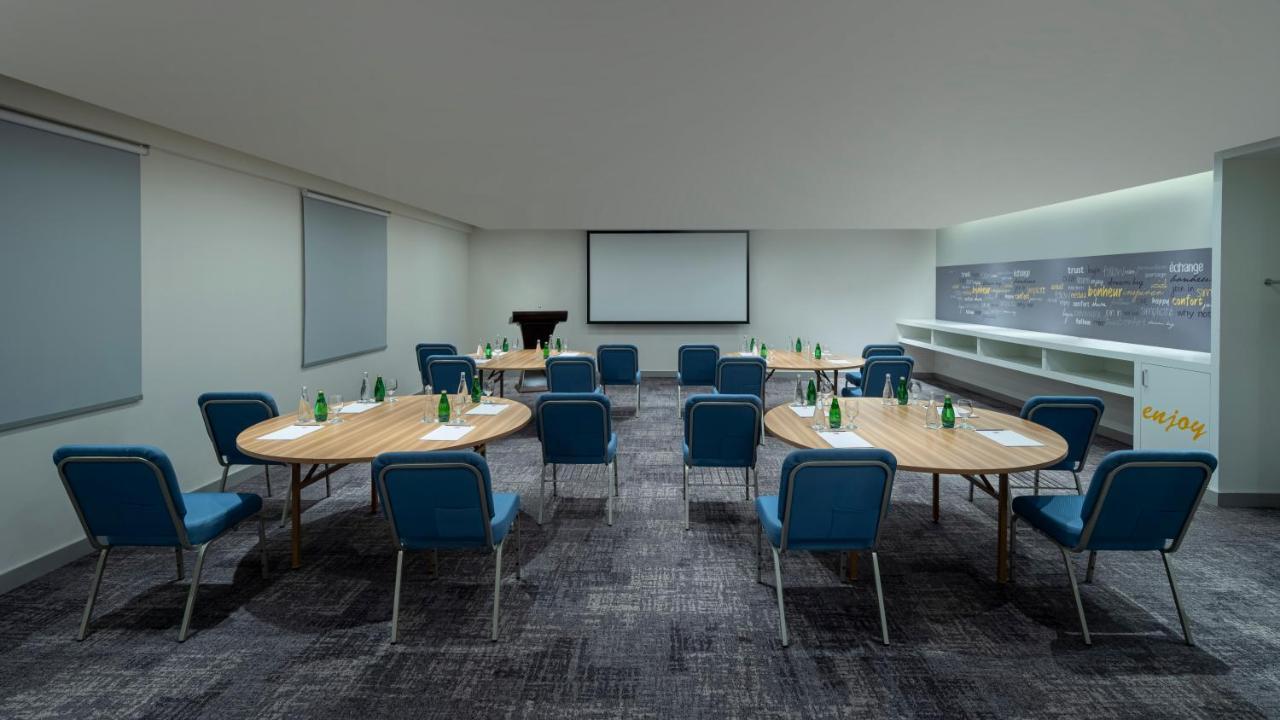 Ibis Jeddah Malik Road Otel Dış mekan fotoğraf