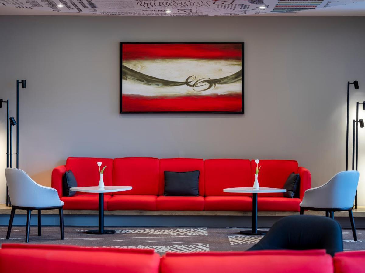 Ibis Jeddah Malik Road Otel Dış mekan fotoğraf