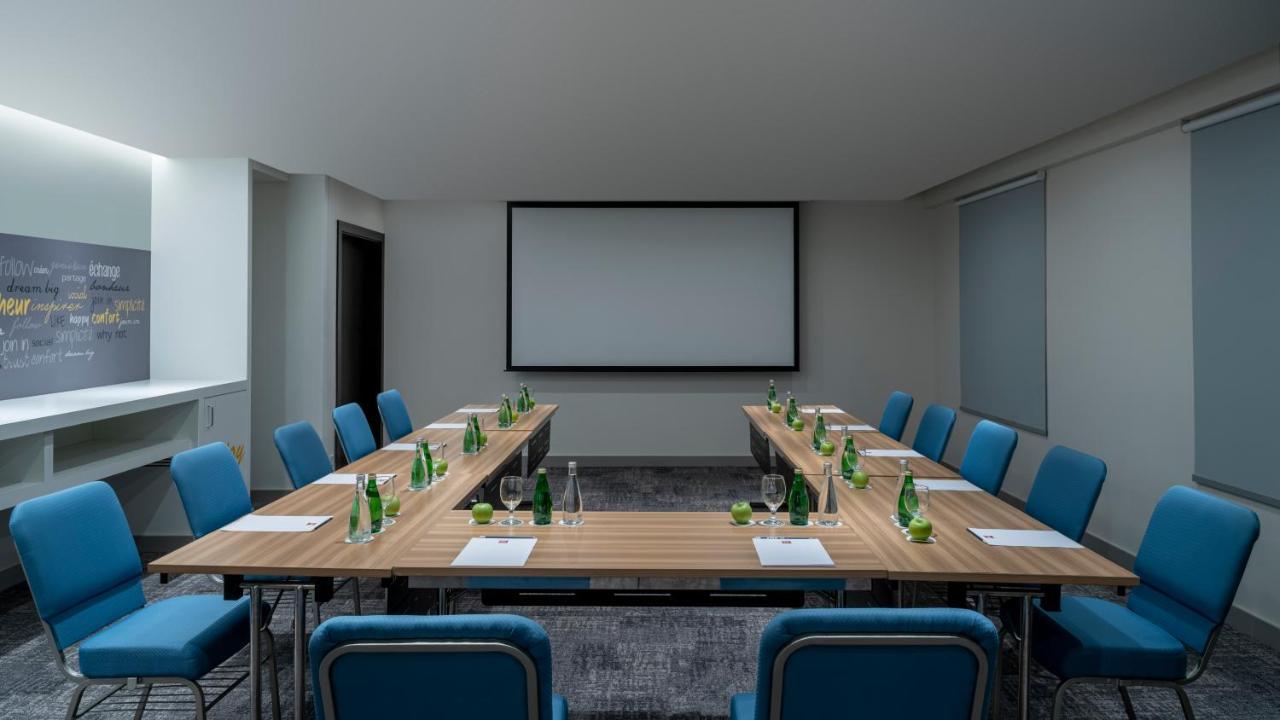 Ibis Jeddah Malik Road Otel Dış mekan fotoğraf