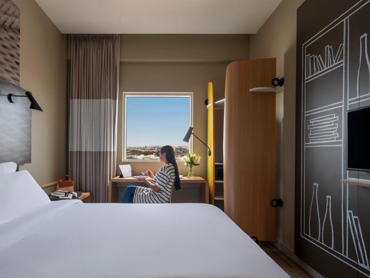 Ibis Jeddah Malik Road Otel Dış mekan fotoğraf