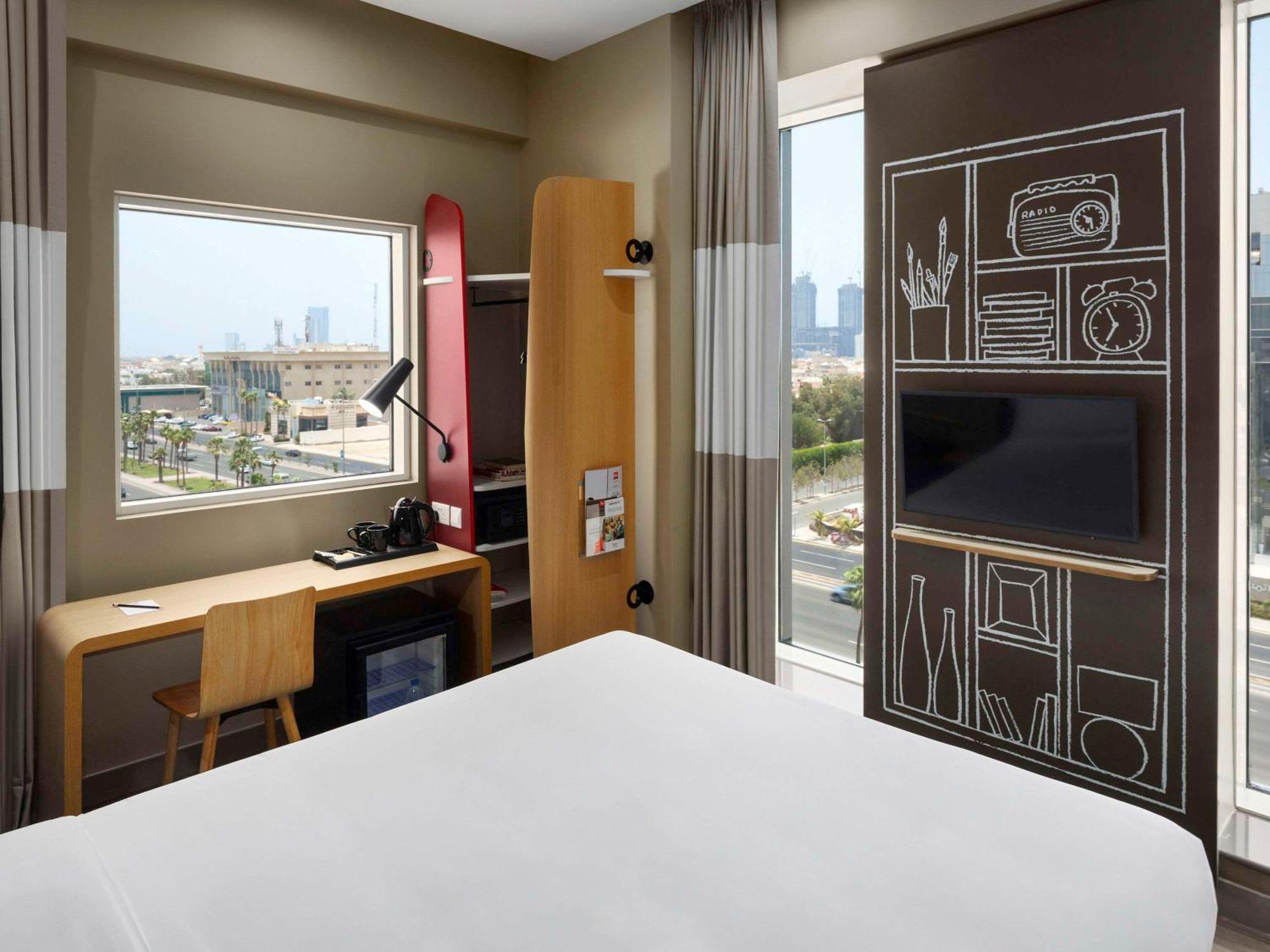 Ibis Jeddah Malik Road Otel Dış mekan fotoğraf