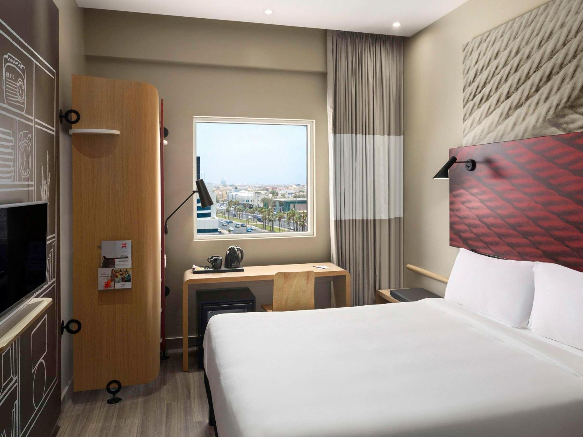 Ibis Jeddah Malik Road Otel Dış mekan fotoğraf