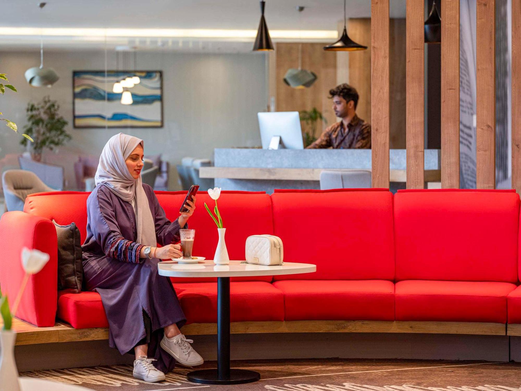 Ibis Jeddah Malik Road Otel Dış mekan fotoğraf