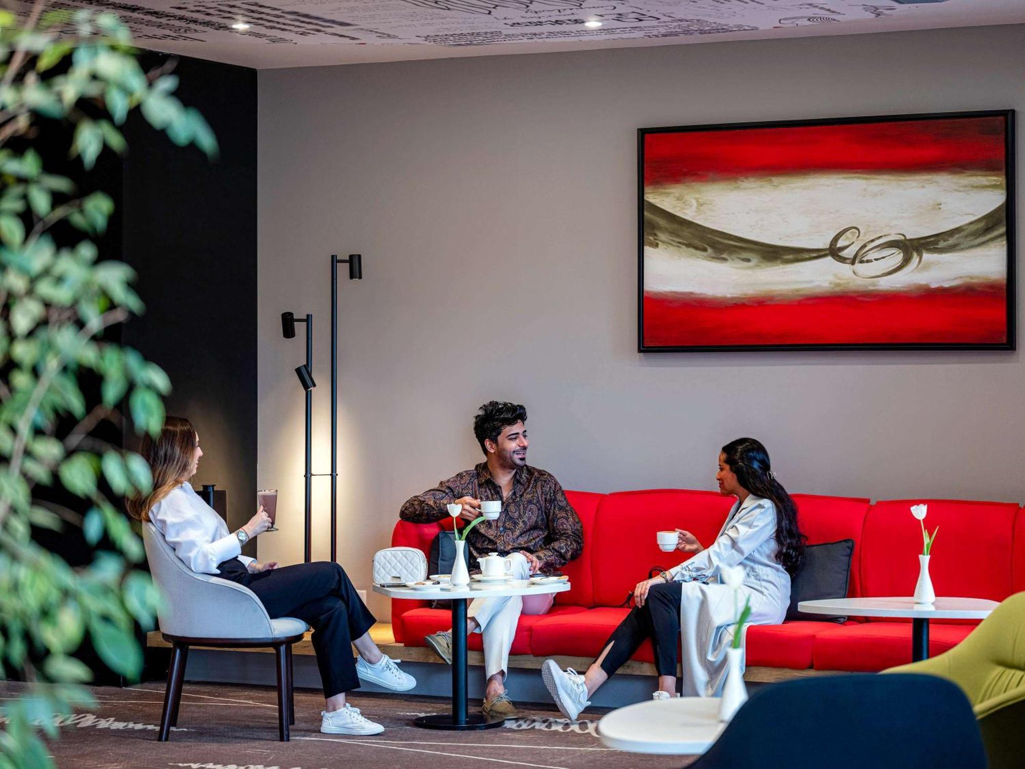 Ibis Jeddah Malik Road Otel Dış mekan fotoğraf