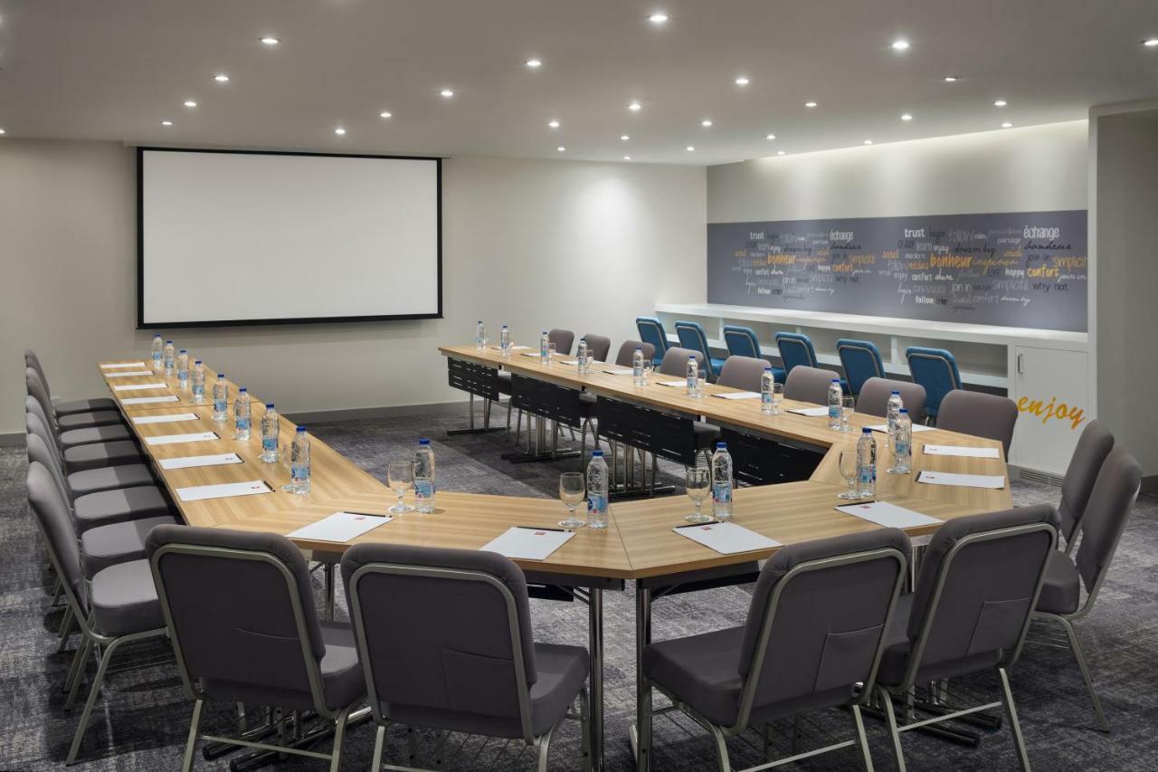 Ibis Jeddah Malik Road Otel Dış mekan fotoğraf