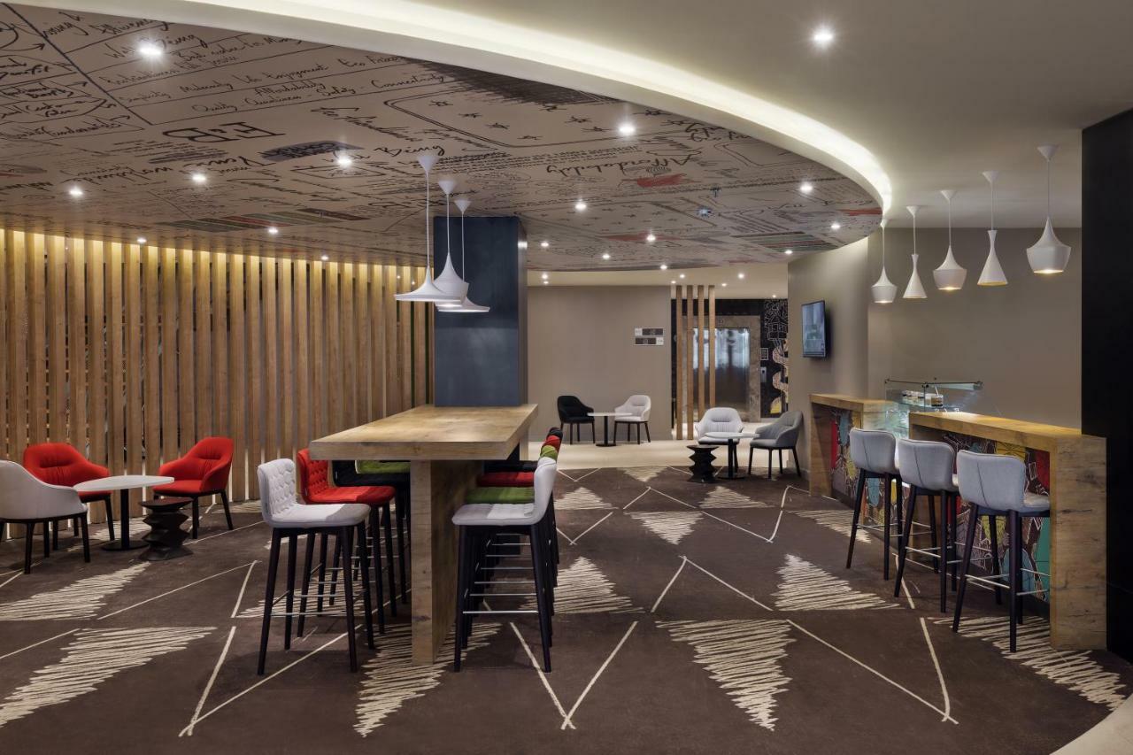 Ibis Jeddah Malik Road Otel Dış mekan fotoğraf